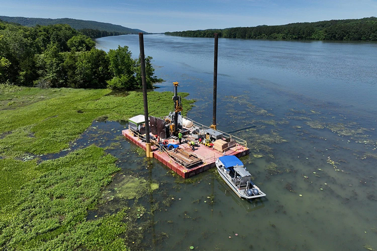 Comment les pontons modulaires révolutionnent-ils les opérations maritimes ?