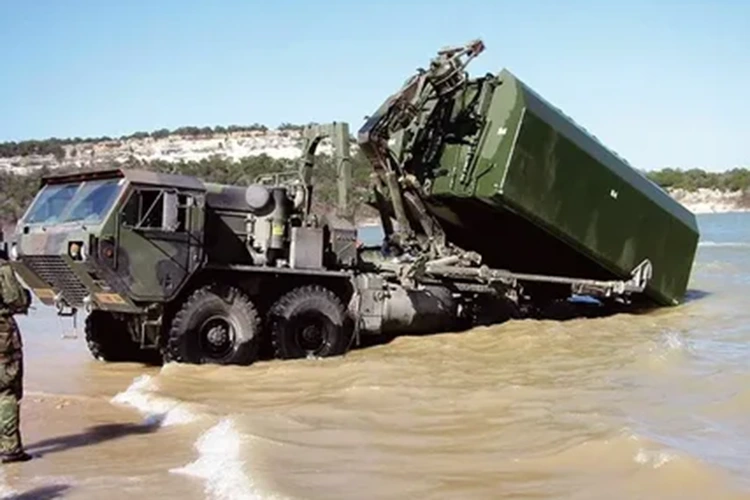 Pont rapidement mis en place