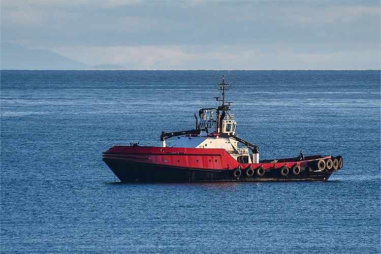 Remorqueur à entraînement en Z